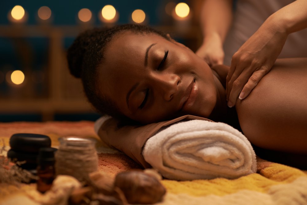 avantages et bienfaits du massage relaxant à Paris